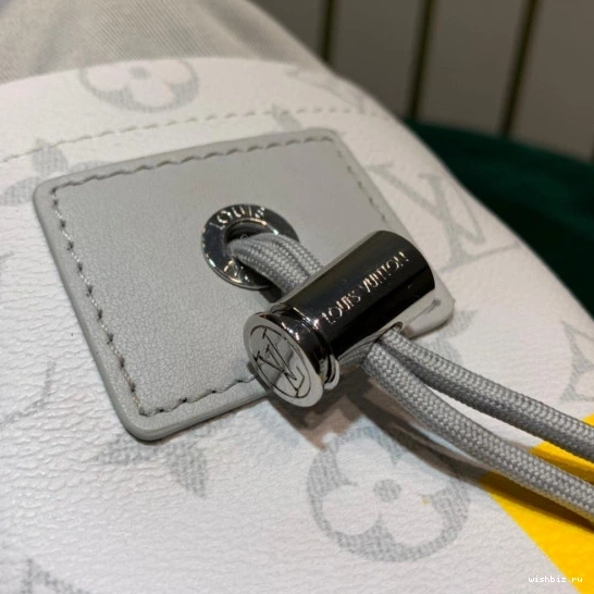 WIS NANO LOUIS VUITTON BAG CHALK 0808